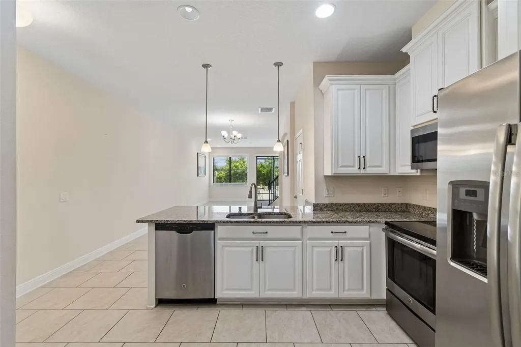 11618 Crowned Sparrow Lane Tampa FL 33626