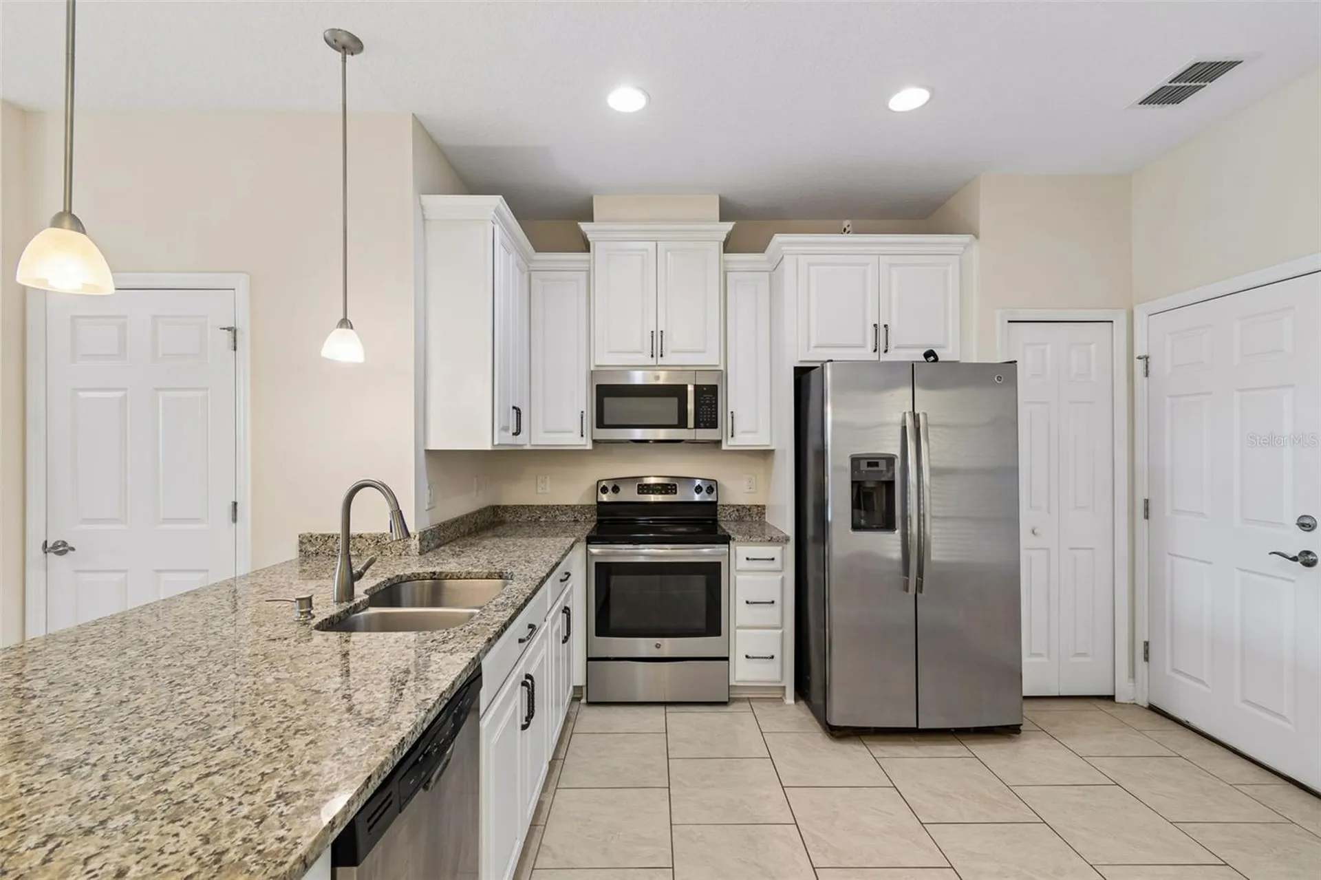 11618 Crowned Sparrow Lane Tampa FL 33626