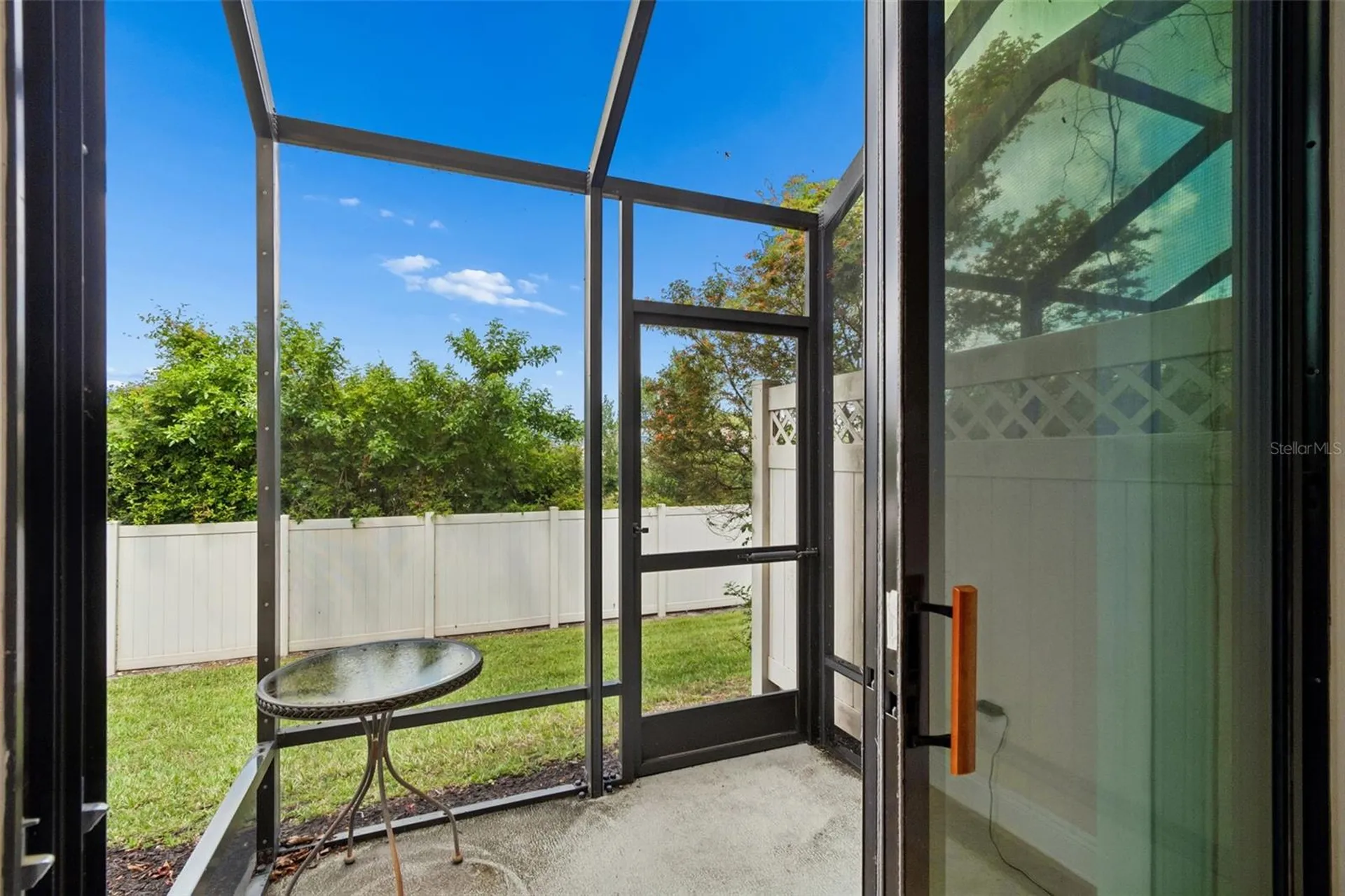 11618 Crowned Sparrow Lane Tampa FL 33626