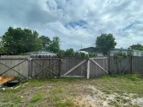 12024 Lakeview Drive Leesburg FL 34788