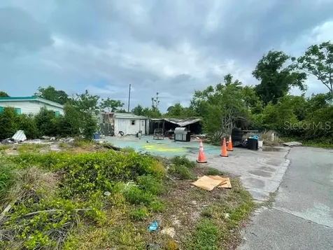 12024 Lakeview Drive Leesburg FL 34788