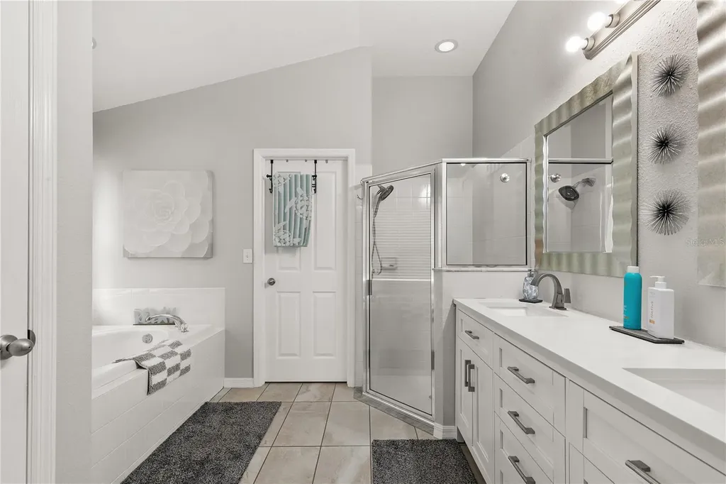 1807 Leybourne Loop Wesley Chapel FL 33543