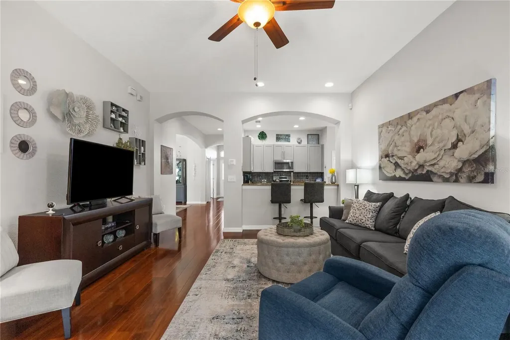 1807 Leybourne Loop Wesley Chapel FL 33543