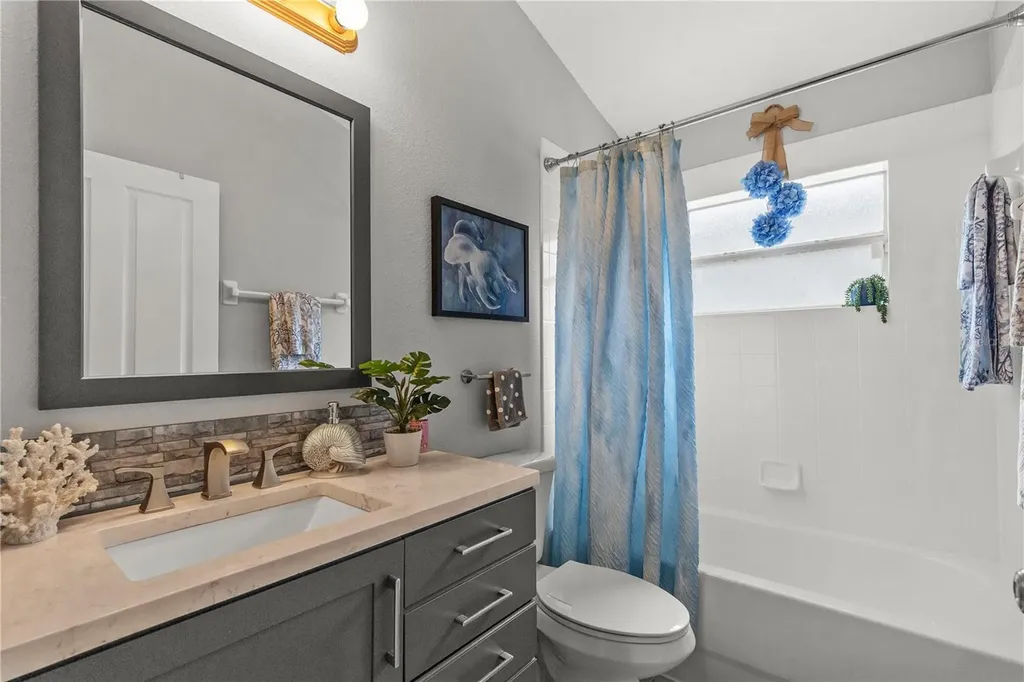 1807 Leybourne Loop Wesley Chapel FL 33543