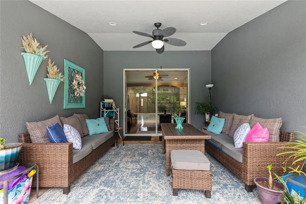1807 Leybourne Loop Wesley Chapel FL 33543