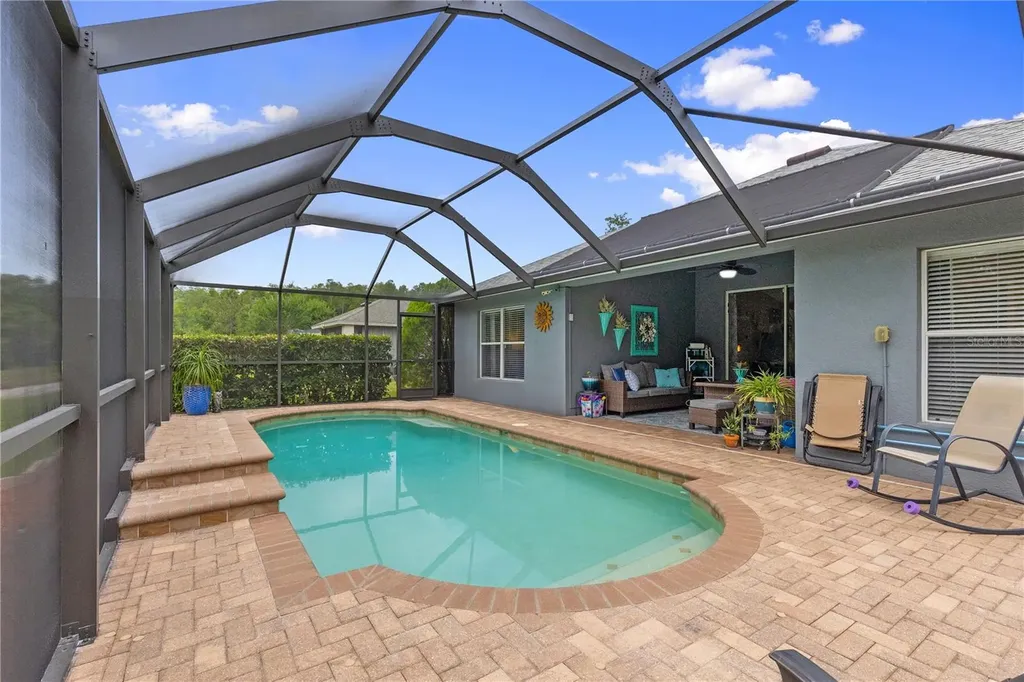 1807 Leybourne Loop Wesley Chapel FL 33543