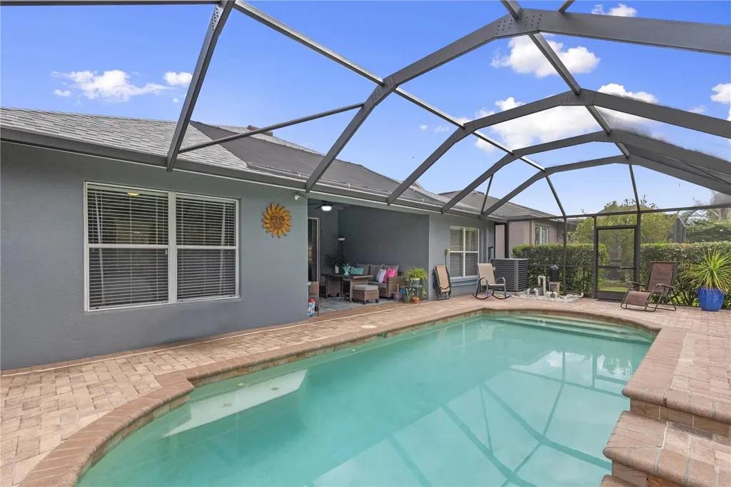 1807 Leybourne Loop Wesley Chapel FL 33543