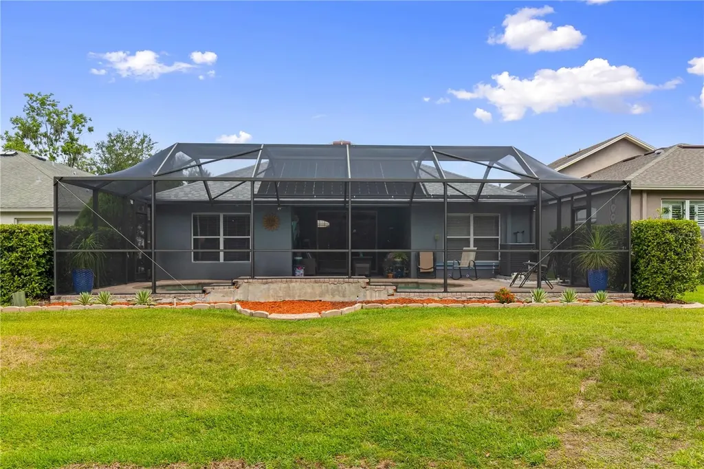 1807 Leybourne Loop Wesley Chapel FL 33543