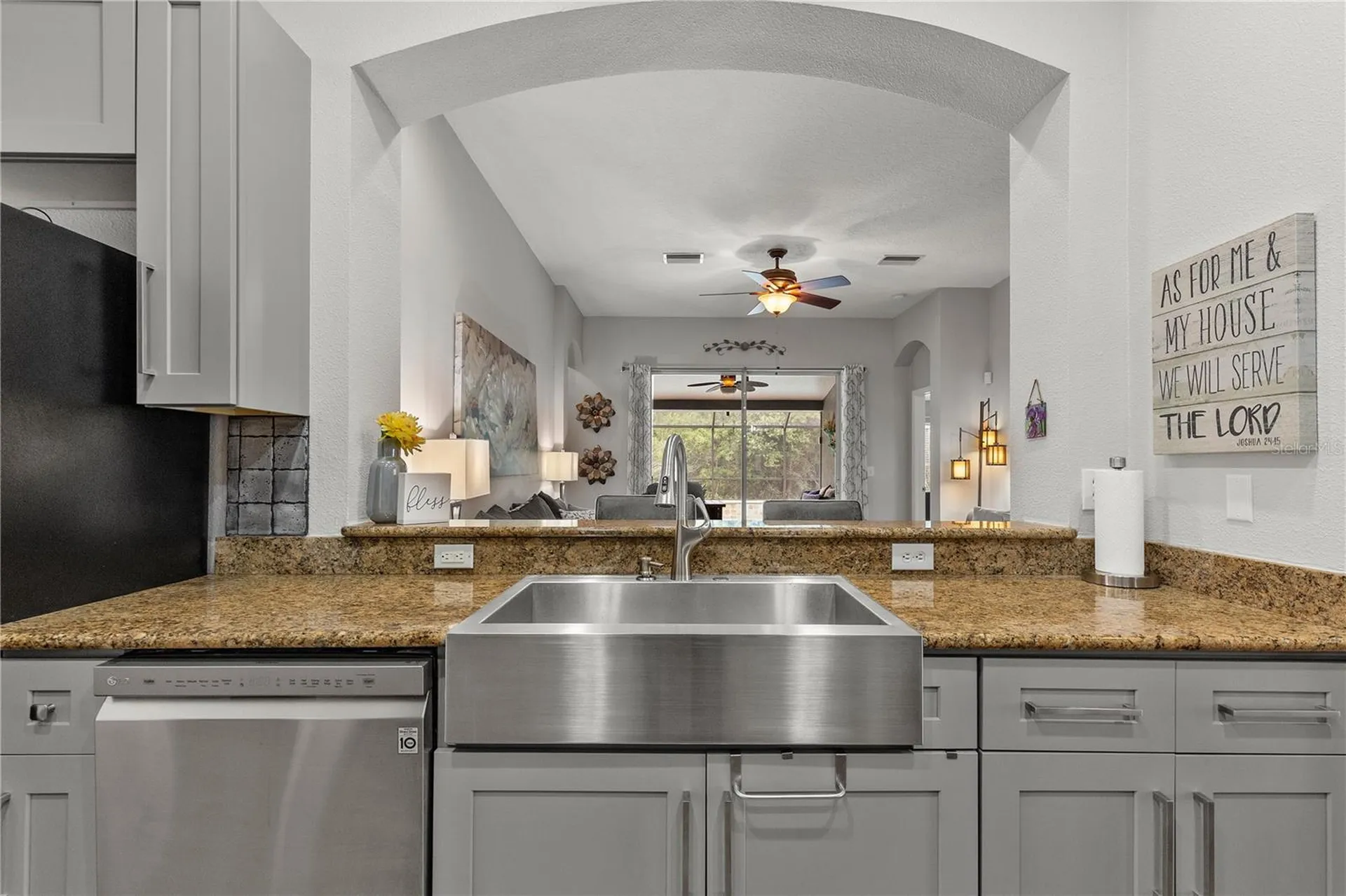 1807 Leybourne Loop Wesley Chapel FL 33543
