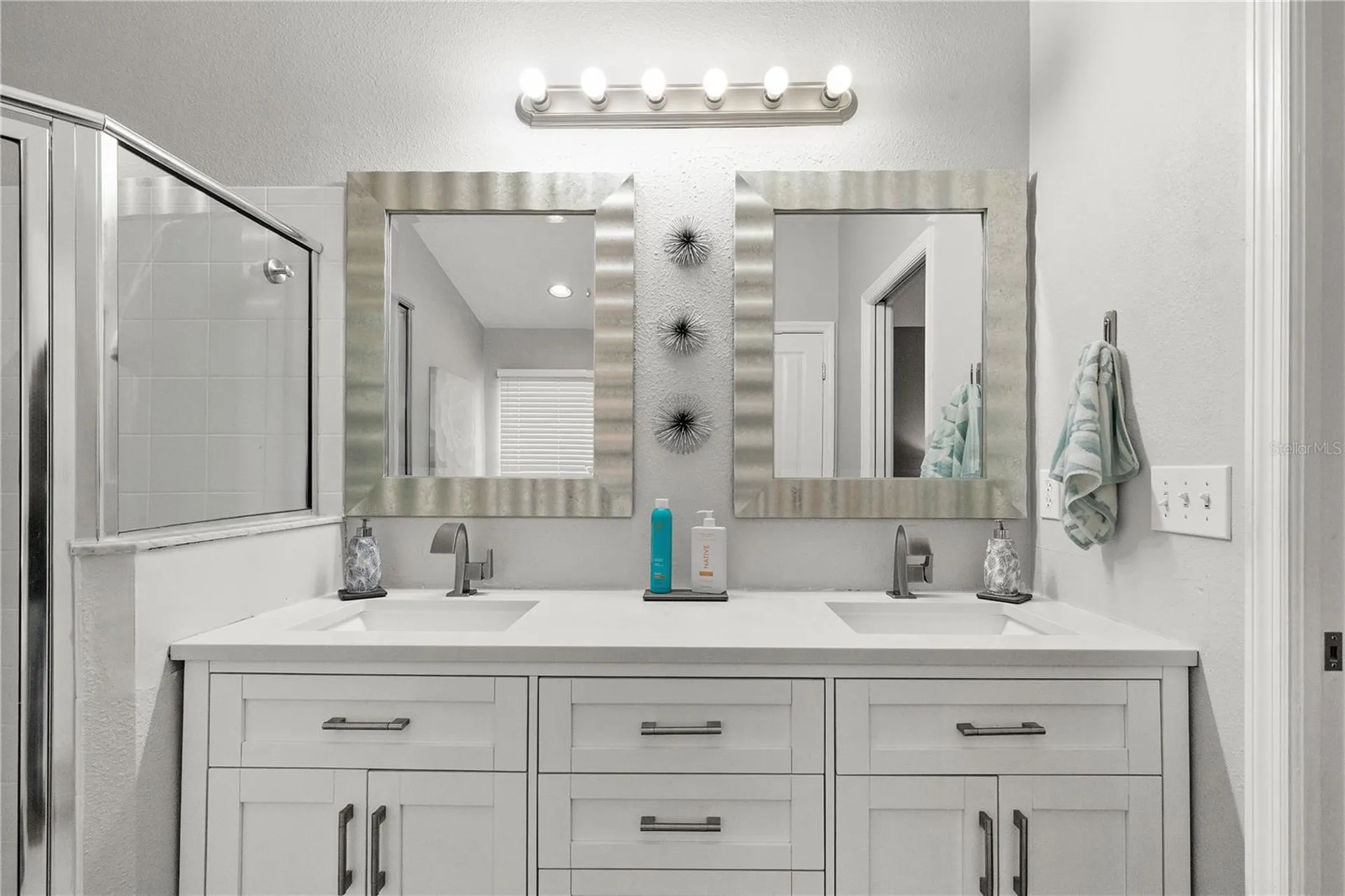 1807 Leybourne Loop Wesley Chapel FL 33543