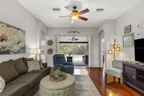 1807 Leybourne Loop Wesley Chapel FL 33543