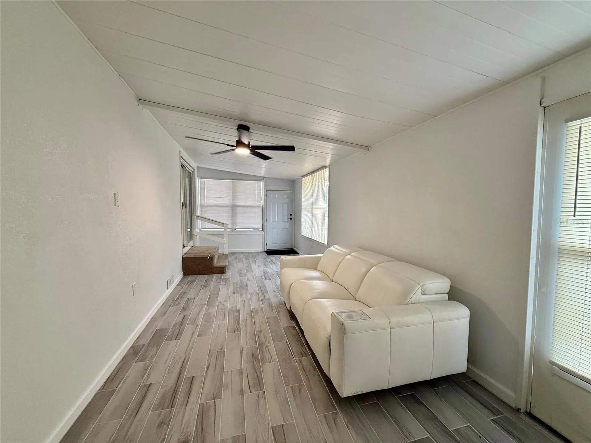 317 Golf Crest Lane Davenport FL 33837