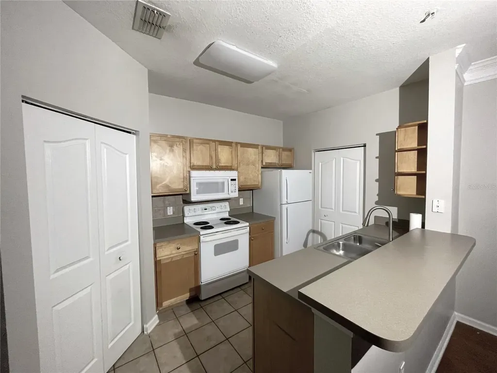 4207 S Dale Mabry Highway Tampa FL 33611