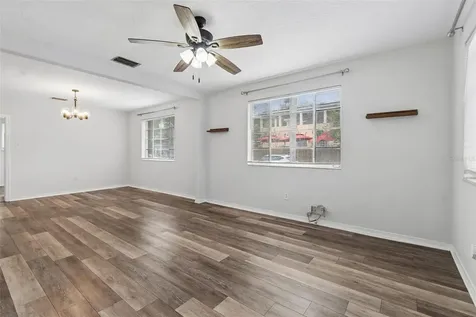 3219 N 12th Street Tampa FL 33605
