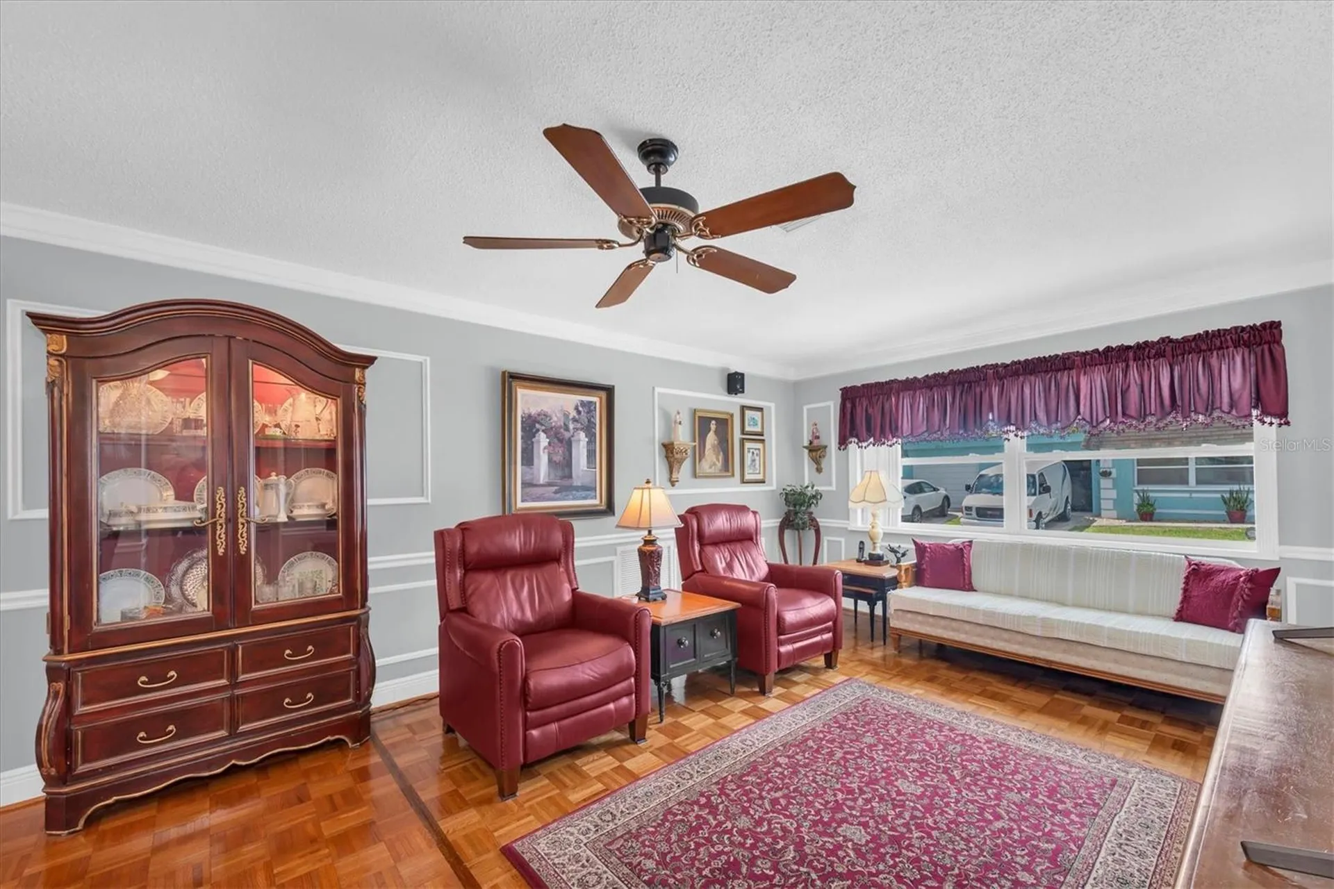 6915 Versailles N Pinellas Park FL 33781