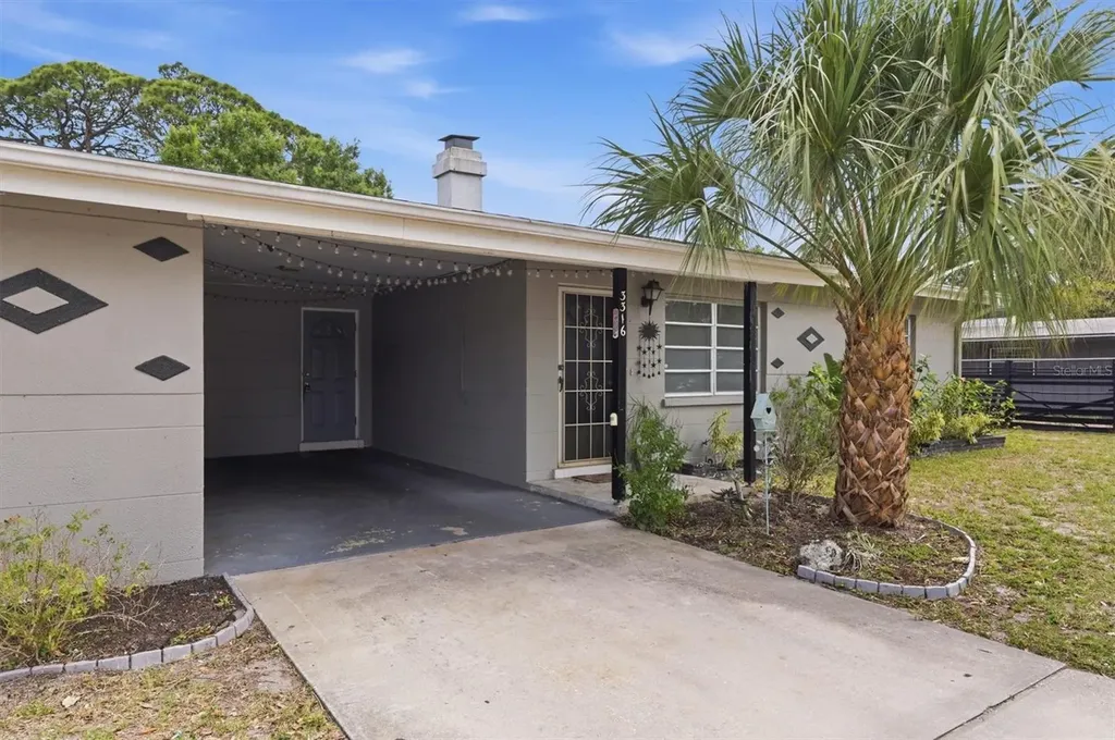 3316 Jolson Drive Sarasota FL 34237
