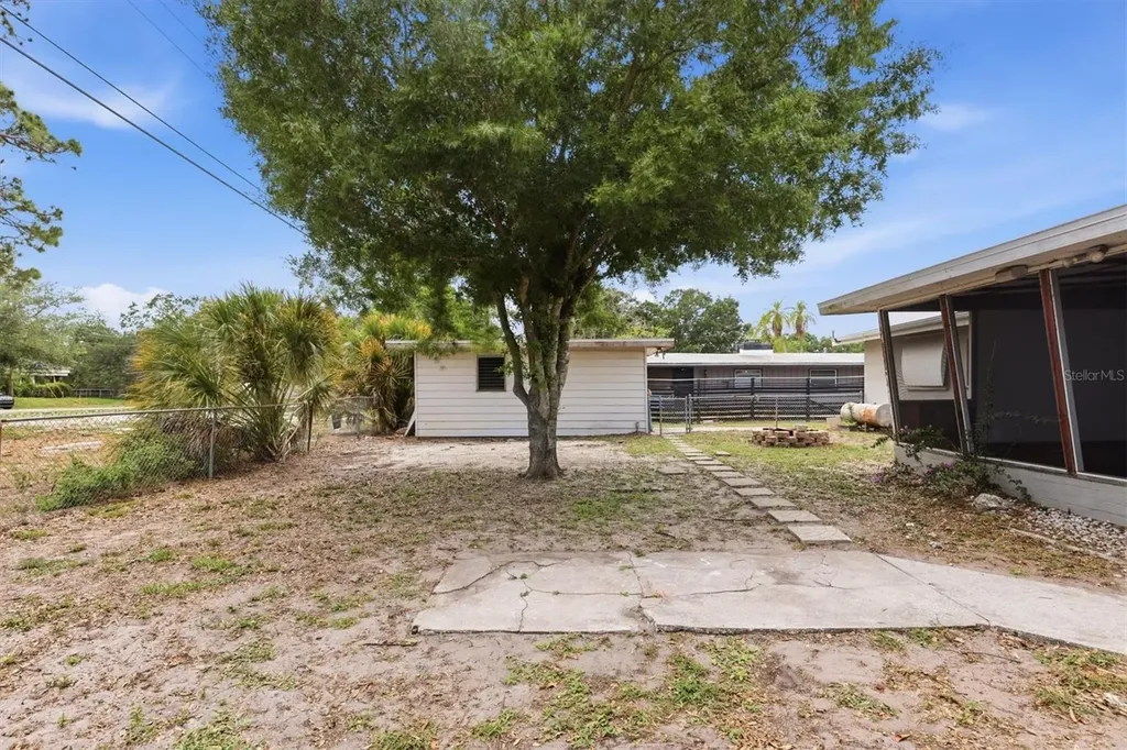 3316 Jolson Drive Sarasota FL 34237