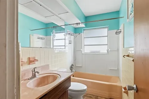 3316 Jolson Drive Sarasota FL 34237