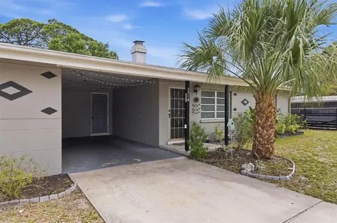 3316 Jolson Drive Sarasota FL 34237