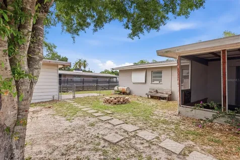 3316 Jolson Drive Sarasota FL 34237