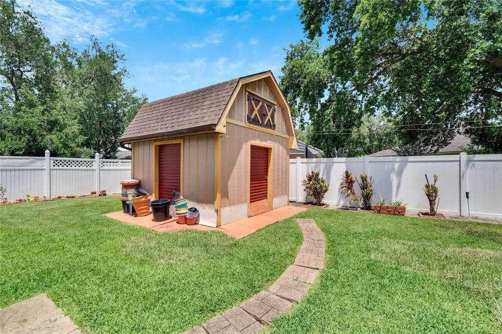 813 Innergary Place Valrico FL 33594