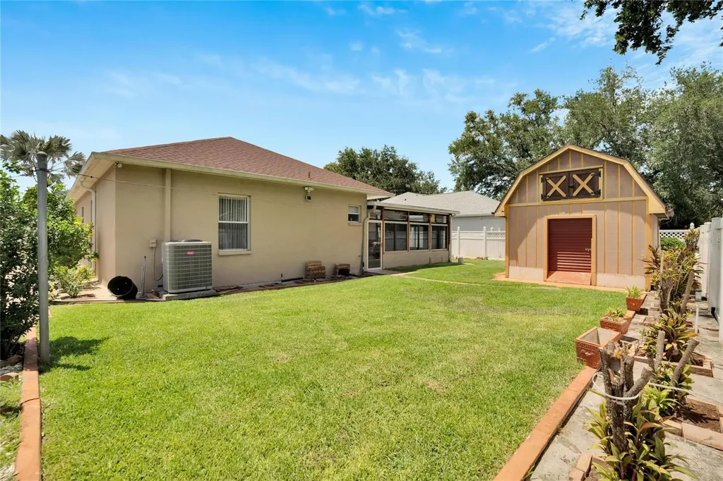 813 Innergary Place Valrico FL 33594