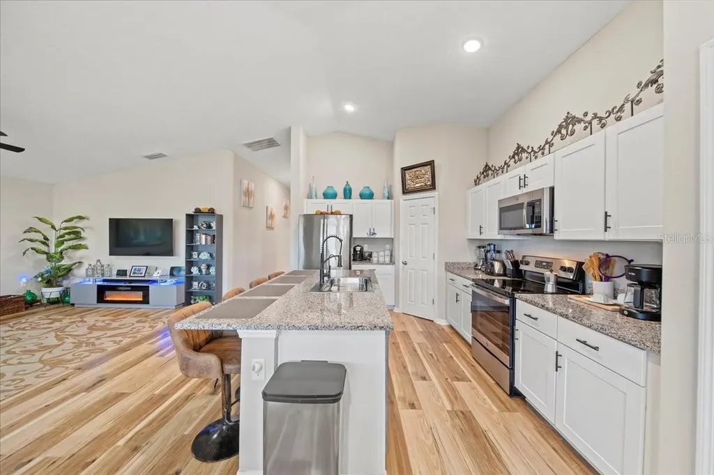 5543 Arlington River Drive Lakeland FL 33811