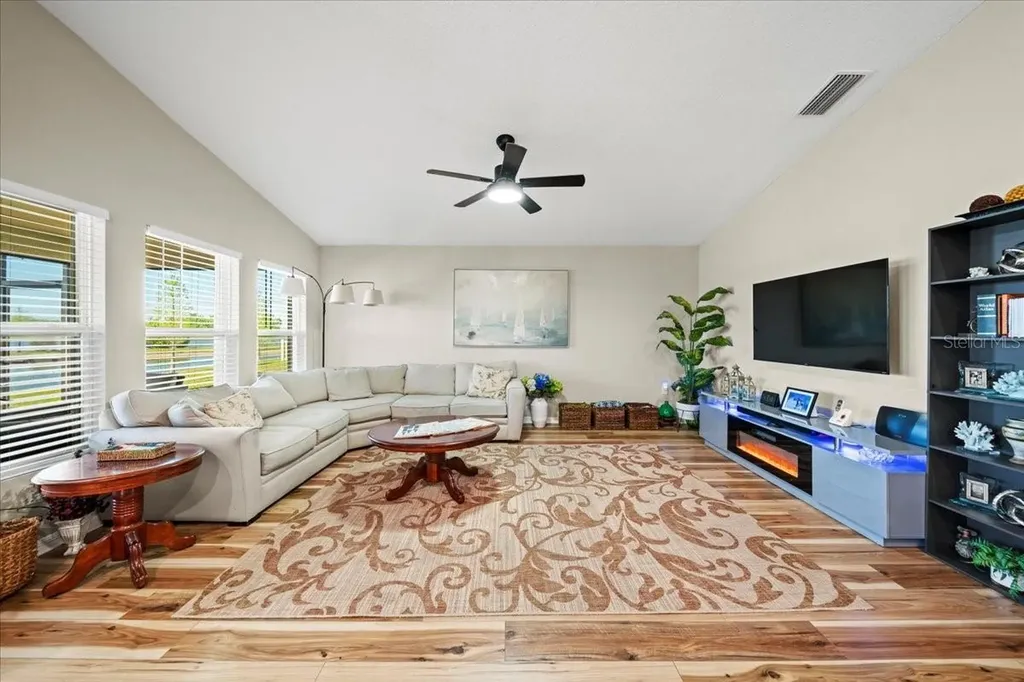 5543 Arlington River Drive Lakeland FL 33811