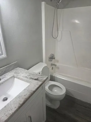 2322 W Saint John Street Tampa FL 33607