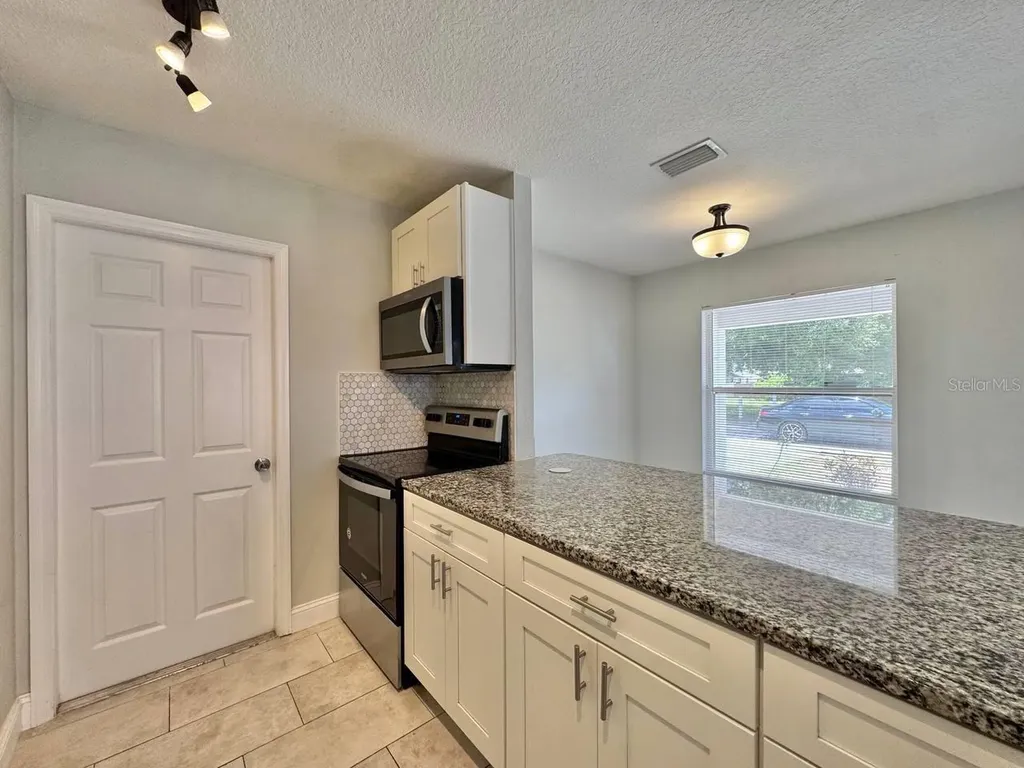 3212 E Emma Street Tampa FL 33610