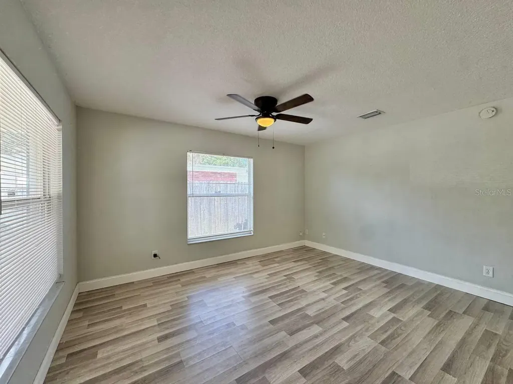 3212 E Emma Street Tampa FL 33610