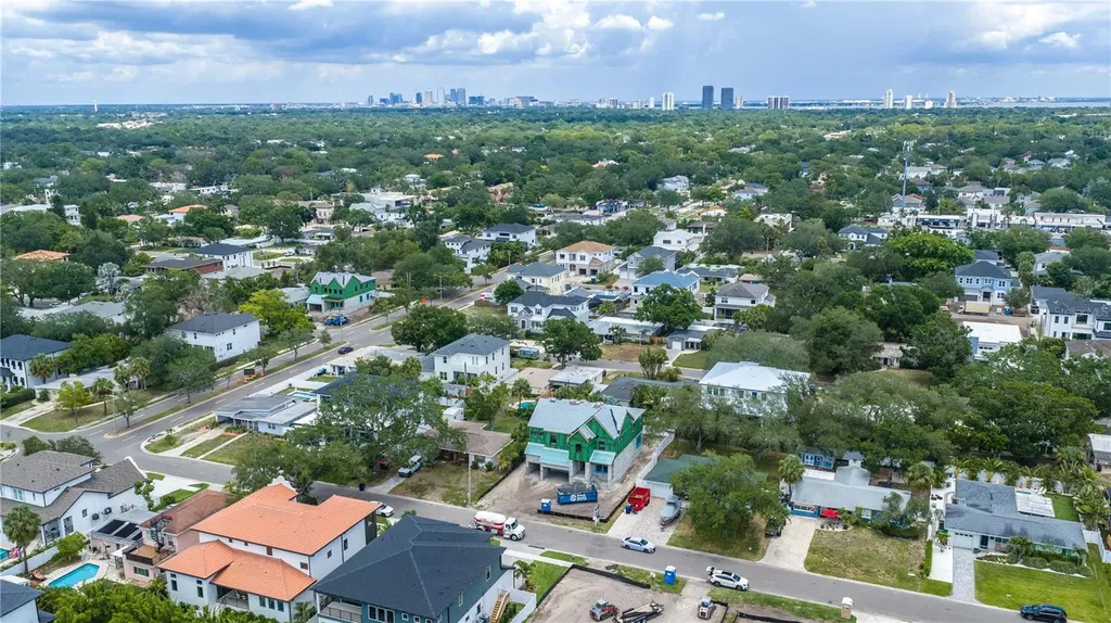 3606 S Belcher Drive Tampa FL 33629