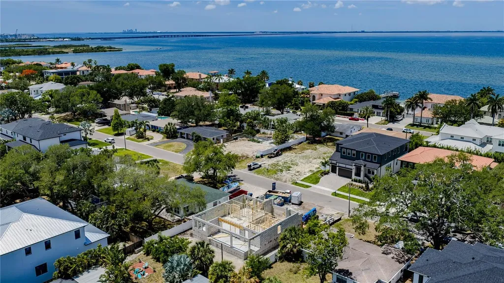 3606 S Belcher Drive Tampa FL 33629