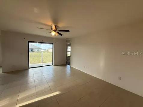 1884 Amber Sweet Circle Dundee FL 33838