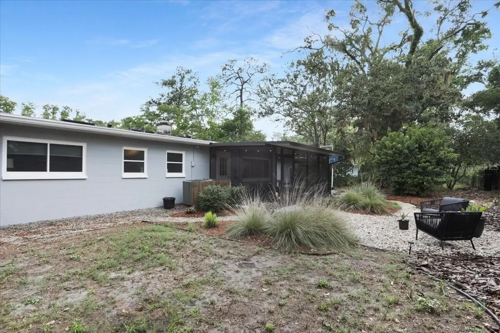 1032 NE 19th Place Gainesville FL 32609