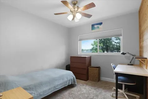 1032 NE 19th Place Gainesville FL 32609