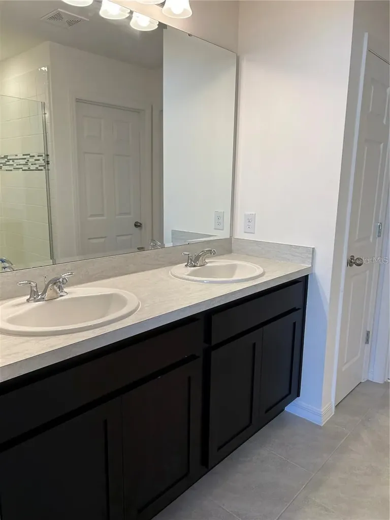 5002 Greenbank Lane Kissimmee FL 34746