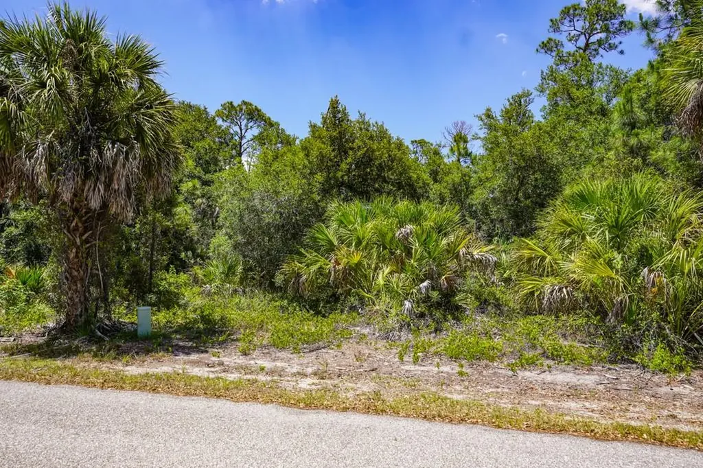 17420 Iago Avenue Port Charlotte FL 33954