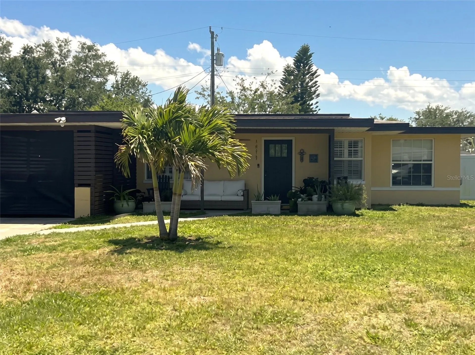 2475 Trade Winds Drive Dunedin FL 34698
