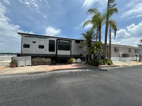 1311 Pine Island Drive N St Cloud FL 34771