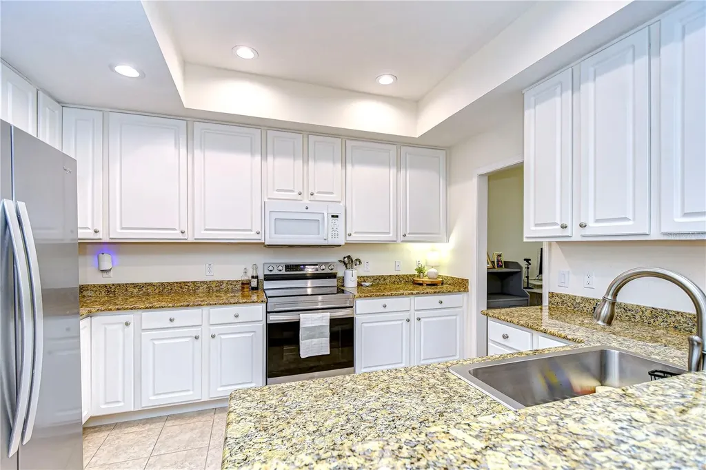 208 Elm View Court Brandon FL 33511