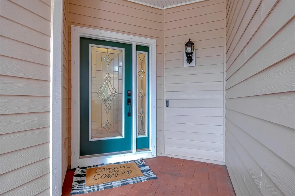 208 Elm View Court Brandon FL 33511