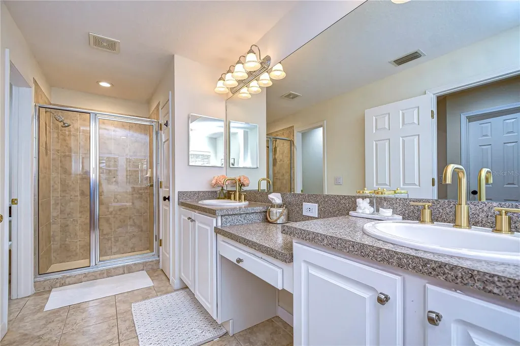 208 Elm View Court Brandon FL 33511