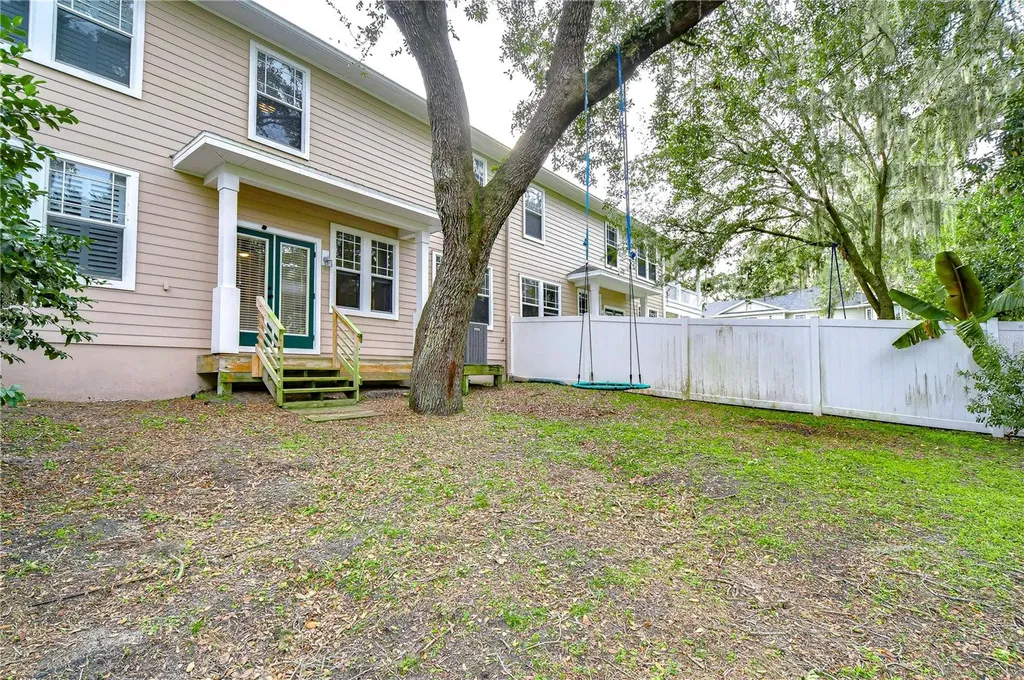 208 Elm View Court Brandon FL 33511