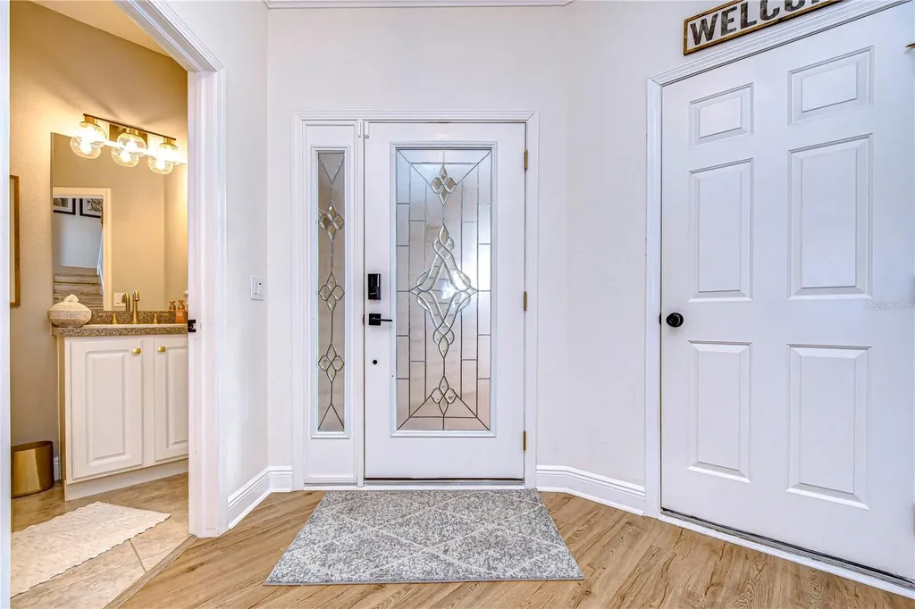 208 Elm View Court Brandon FL 33511