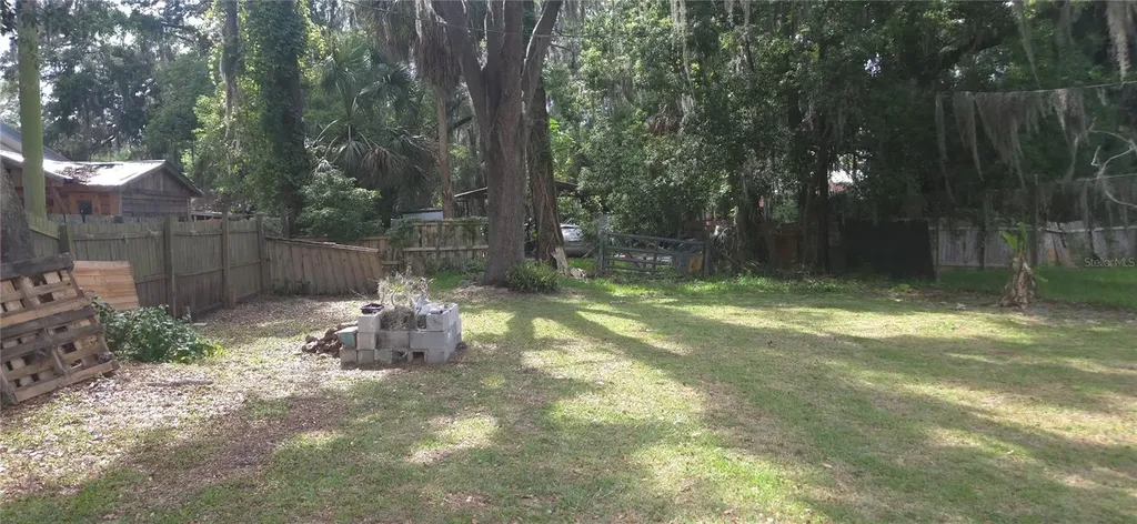 210 S 15th Street Palatka FL 32177