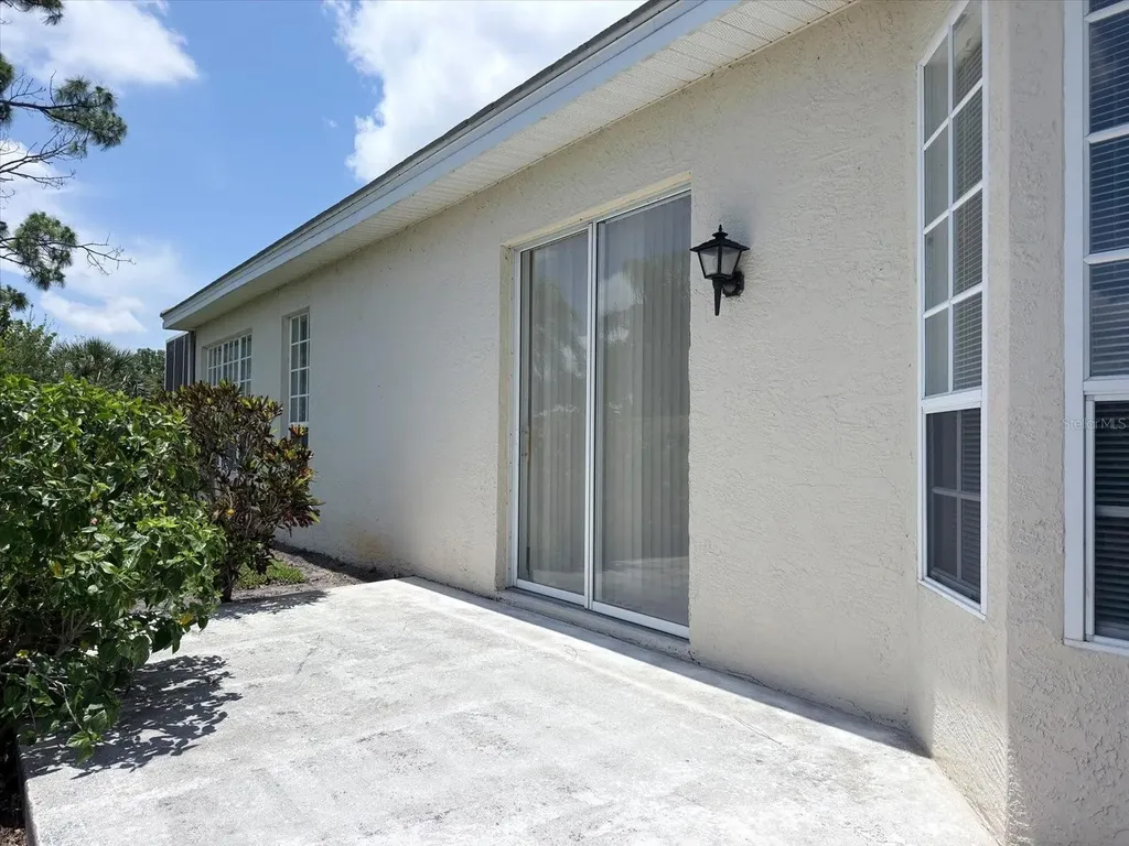 831 Chalmers Drive Venice FL 34293