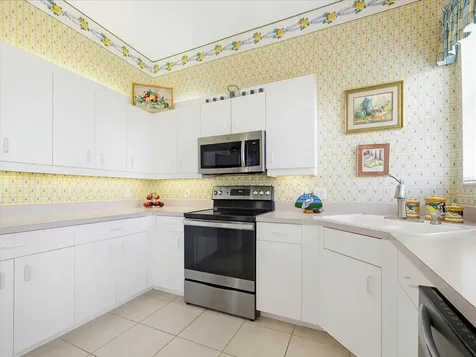 831 Chalmers Drive Venice FL 34293