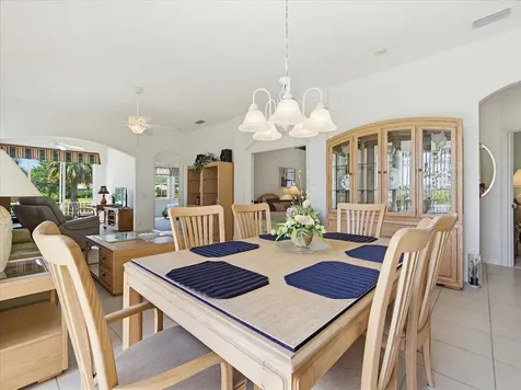 831 Chalmers Drive Venice FL 34293