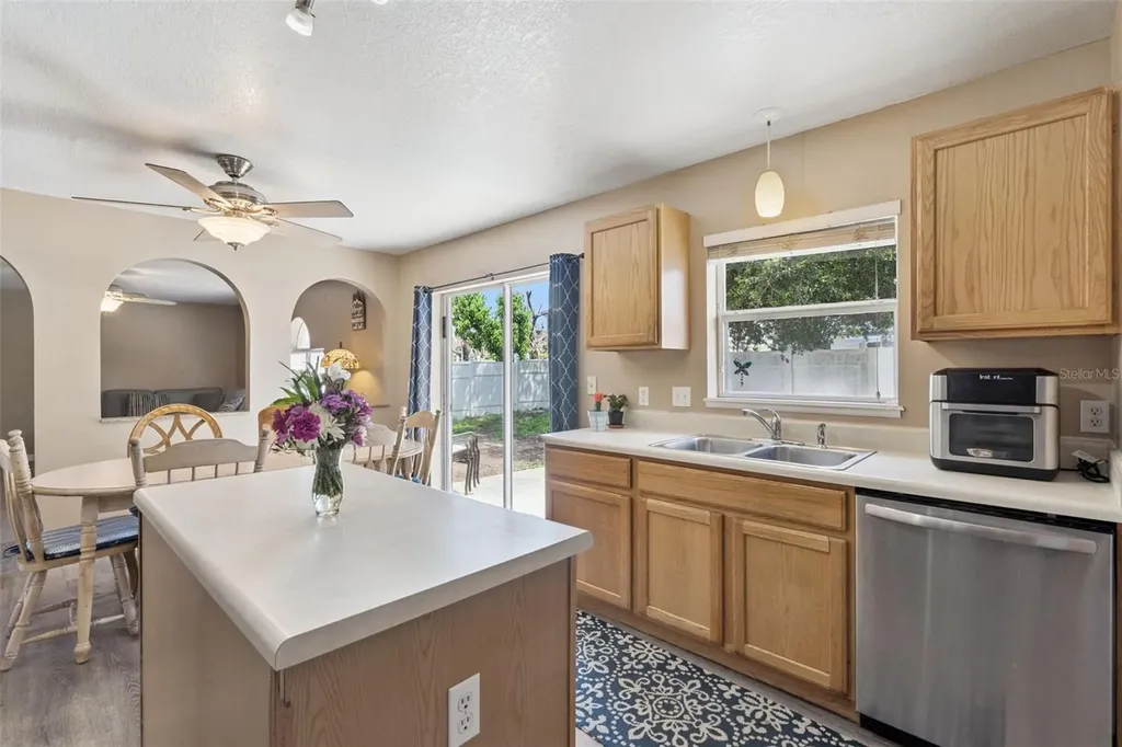 416 Barlyn Avenue Haines City FL 33844